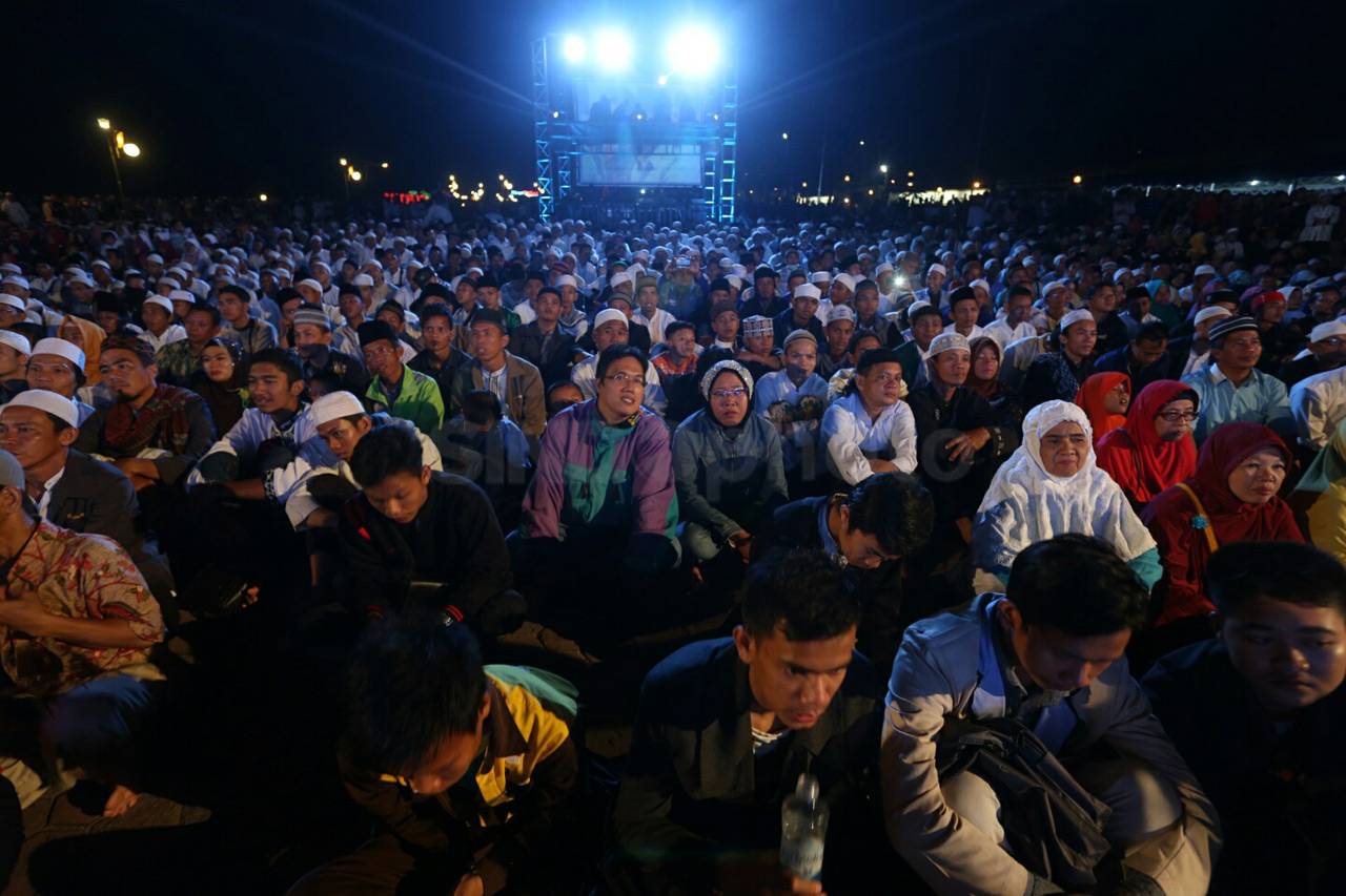 Rekor MURI Baca Alquran...