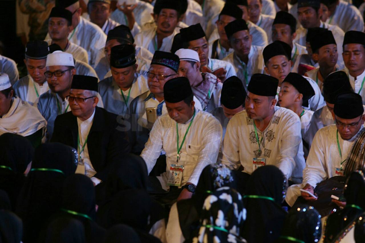 Rekor MURI Baca Alquran...