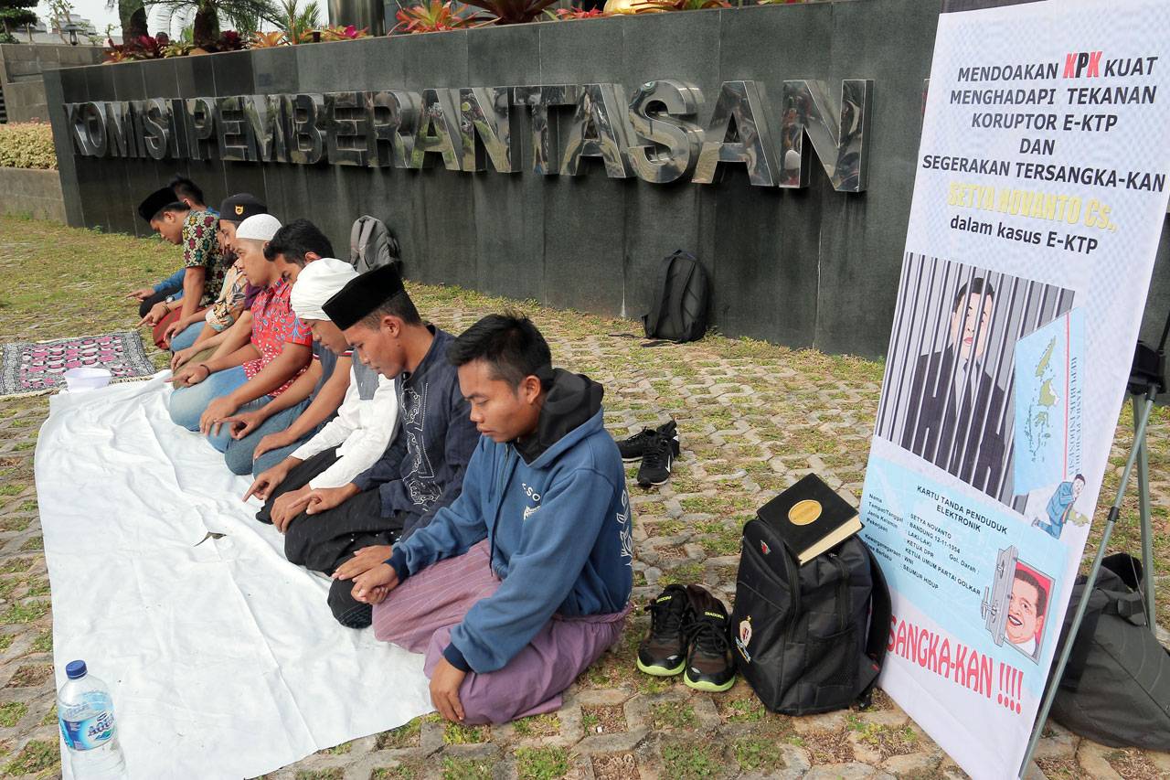 Aksi Komunitas Cinta...