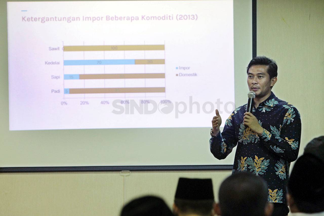 GP Ansor Gelar Diskusi...