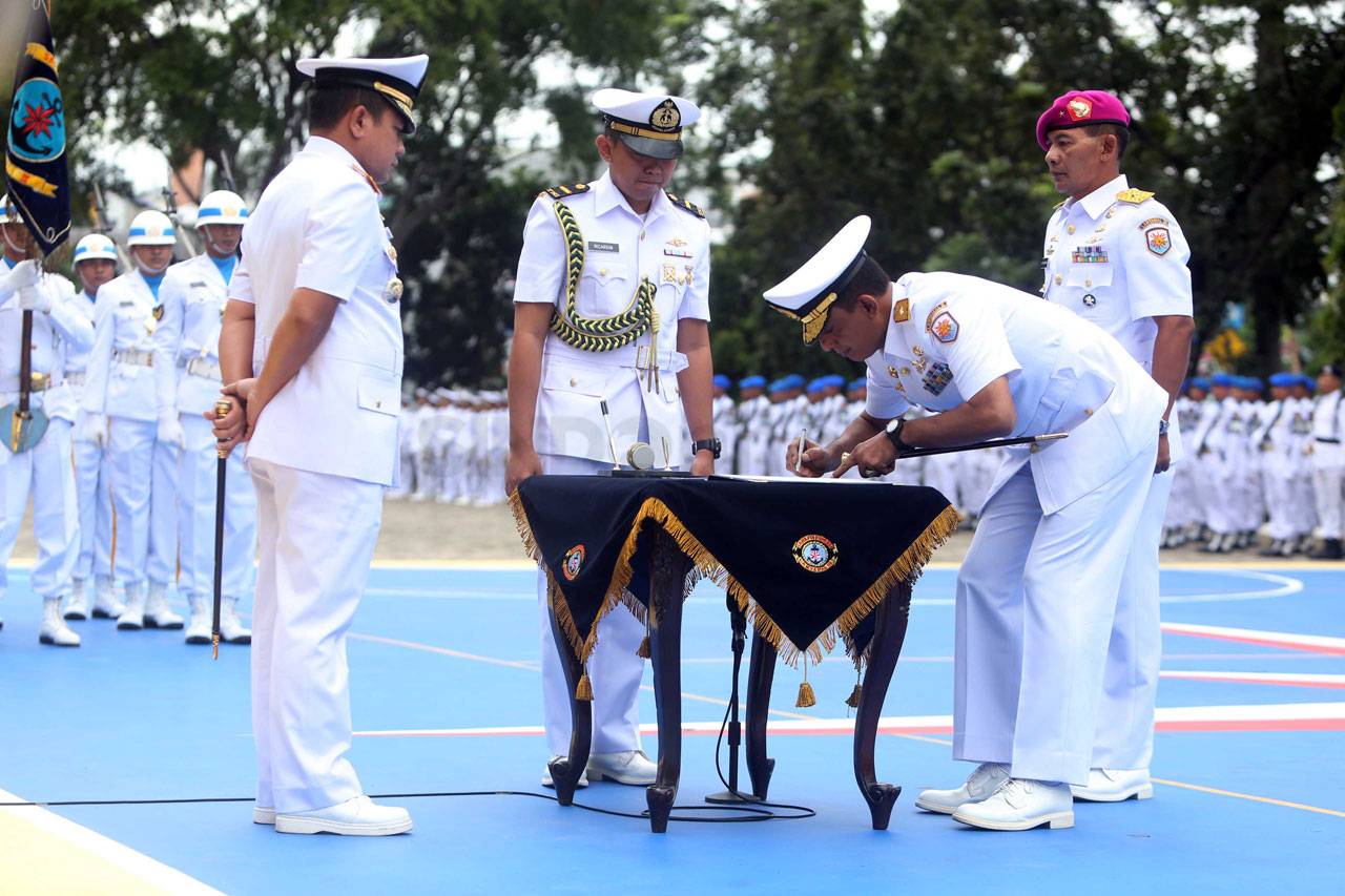 Laksma TNI Muchammad...