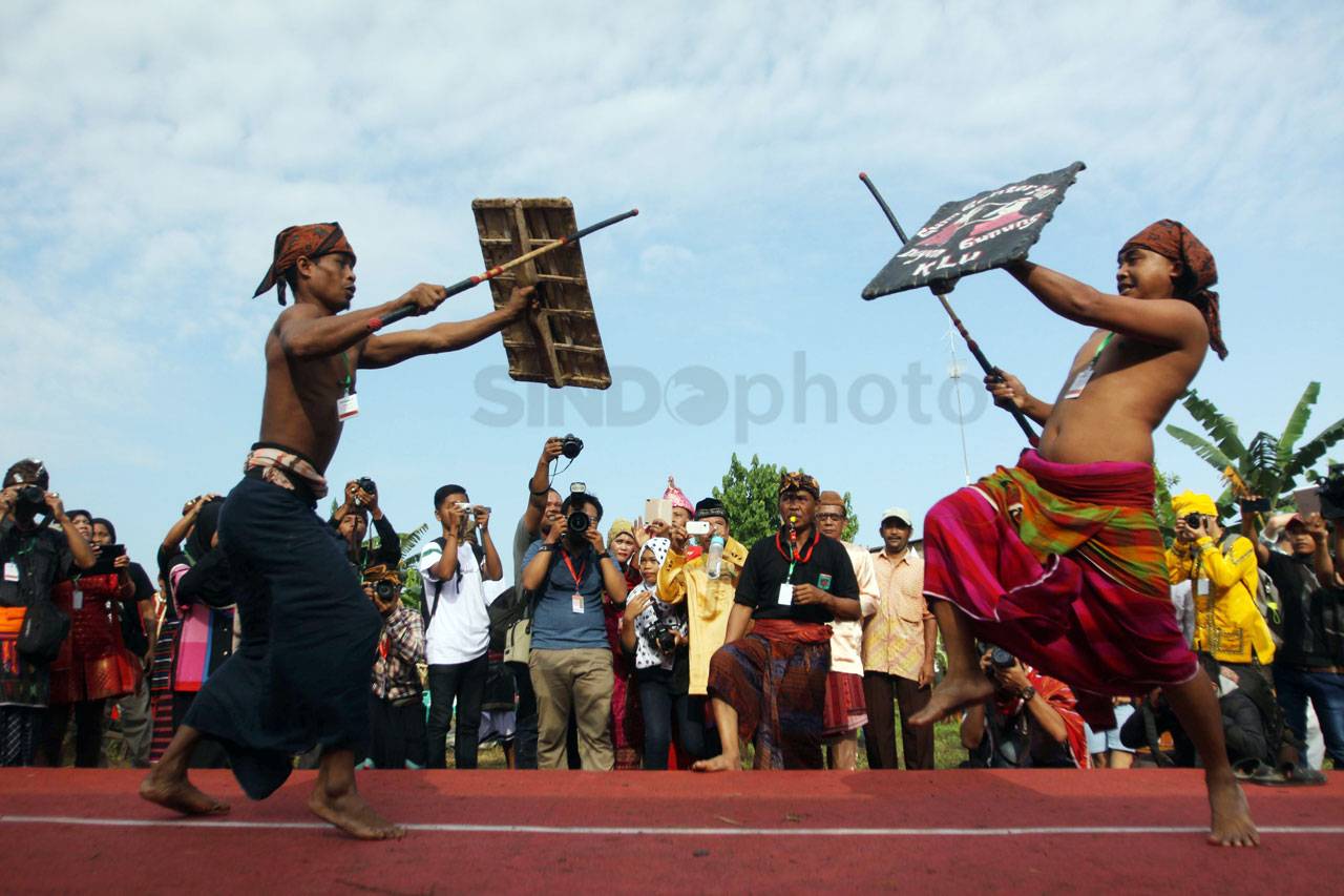 Kemeriahan Karnaval...