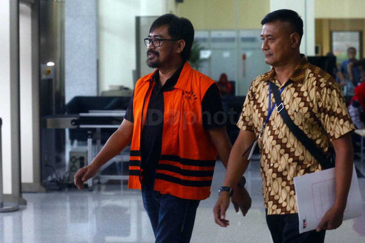 Diduga Terlibat Korupsi...
