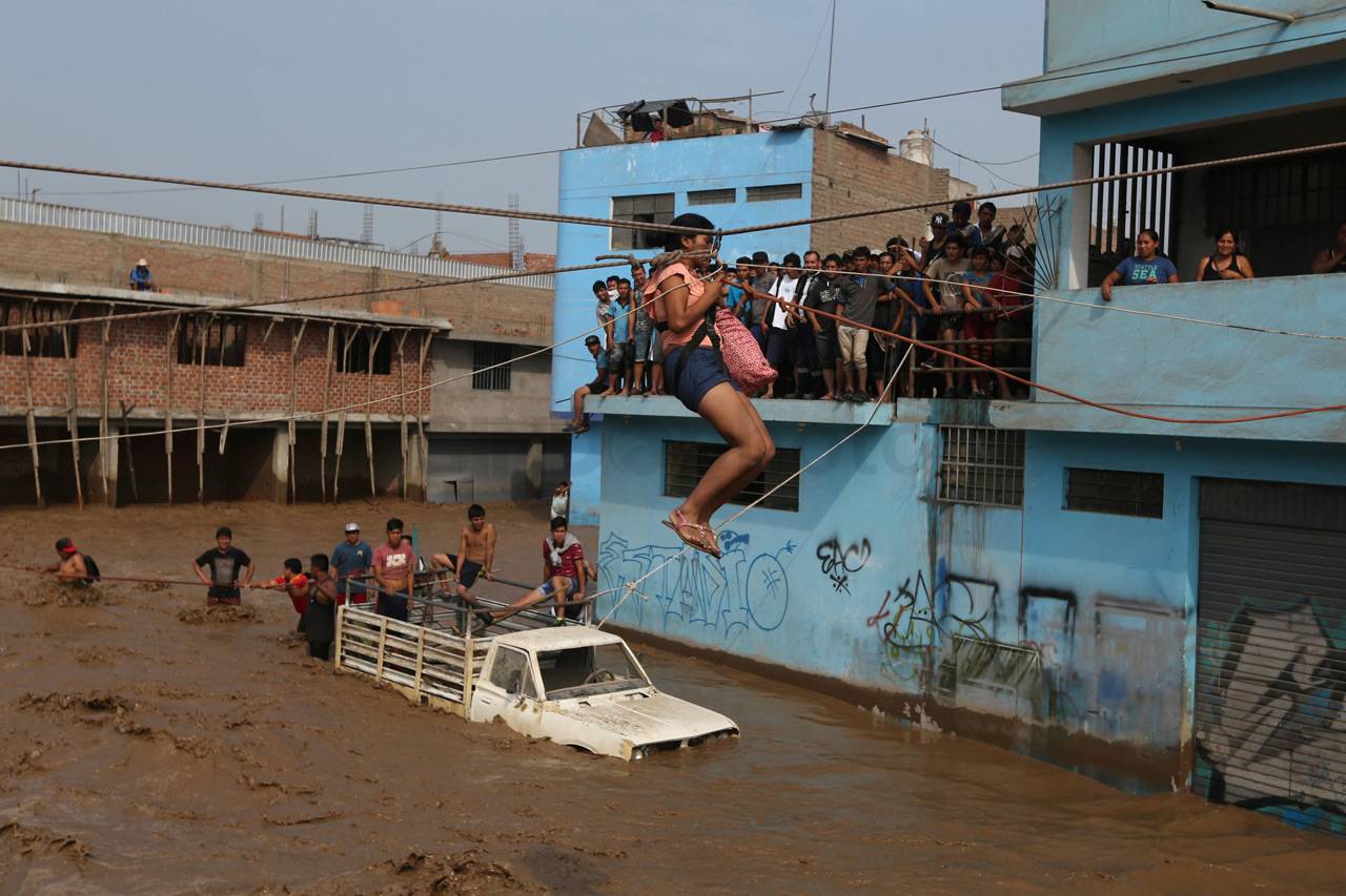 Banjir dan Longsor di...