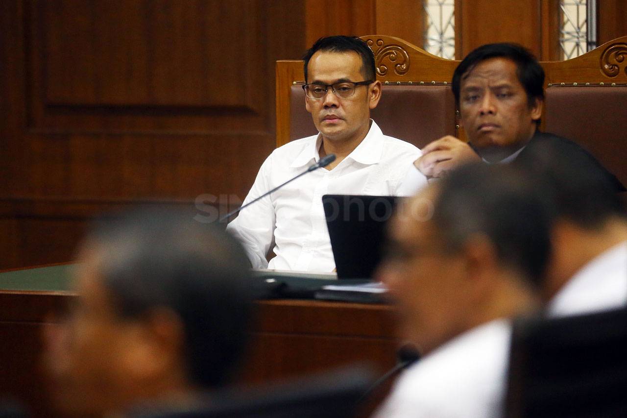 Fahmi Darmawansyah Jalani...