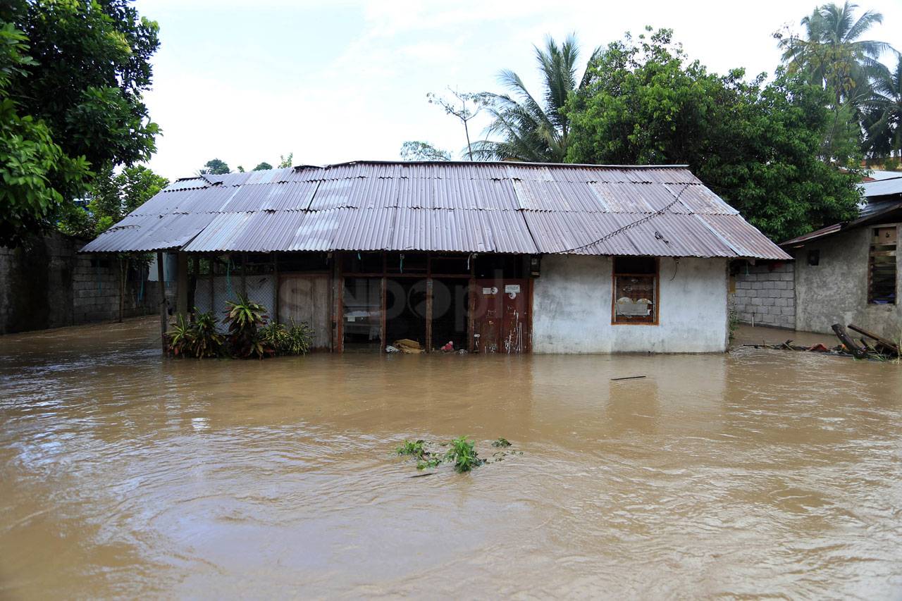 Hujan Beberapa Jam,...