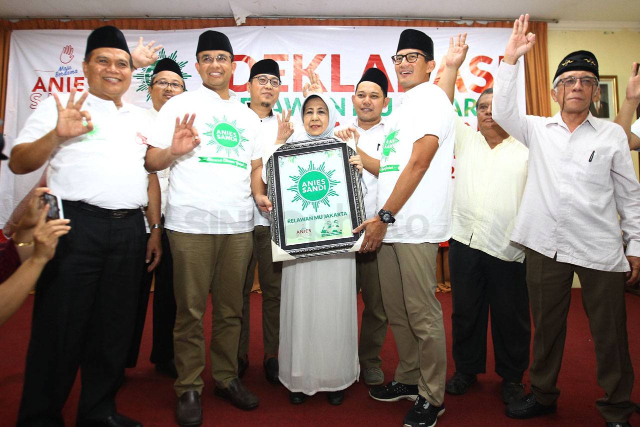 Pasangan Anies-Sandi...