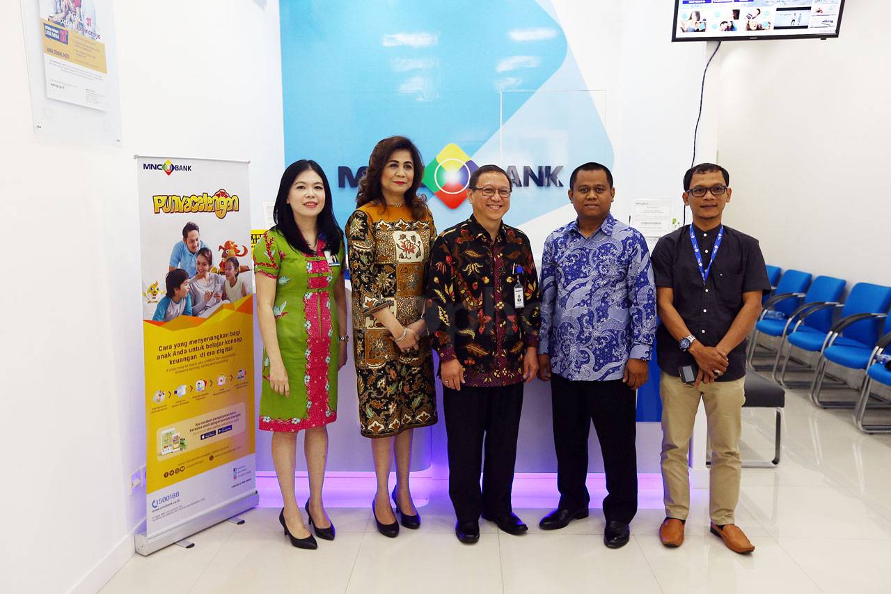 MNC Bank Buka Kantor...