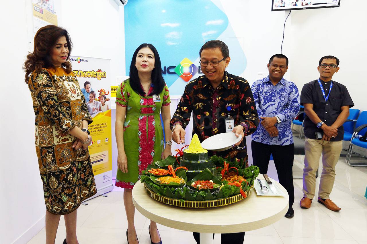 MNC Bank Buka Kantor...