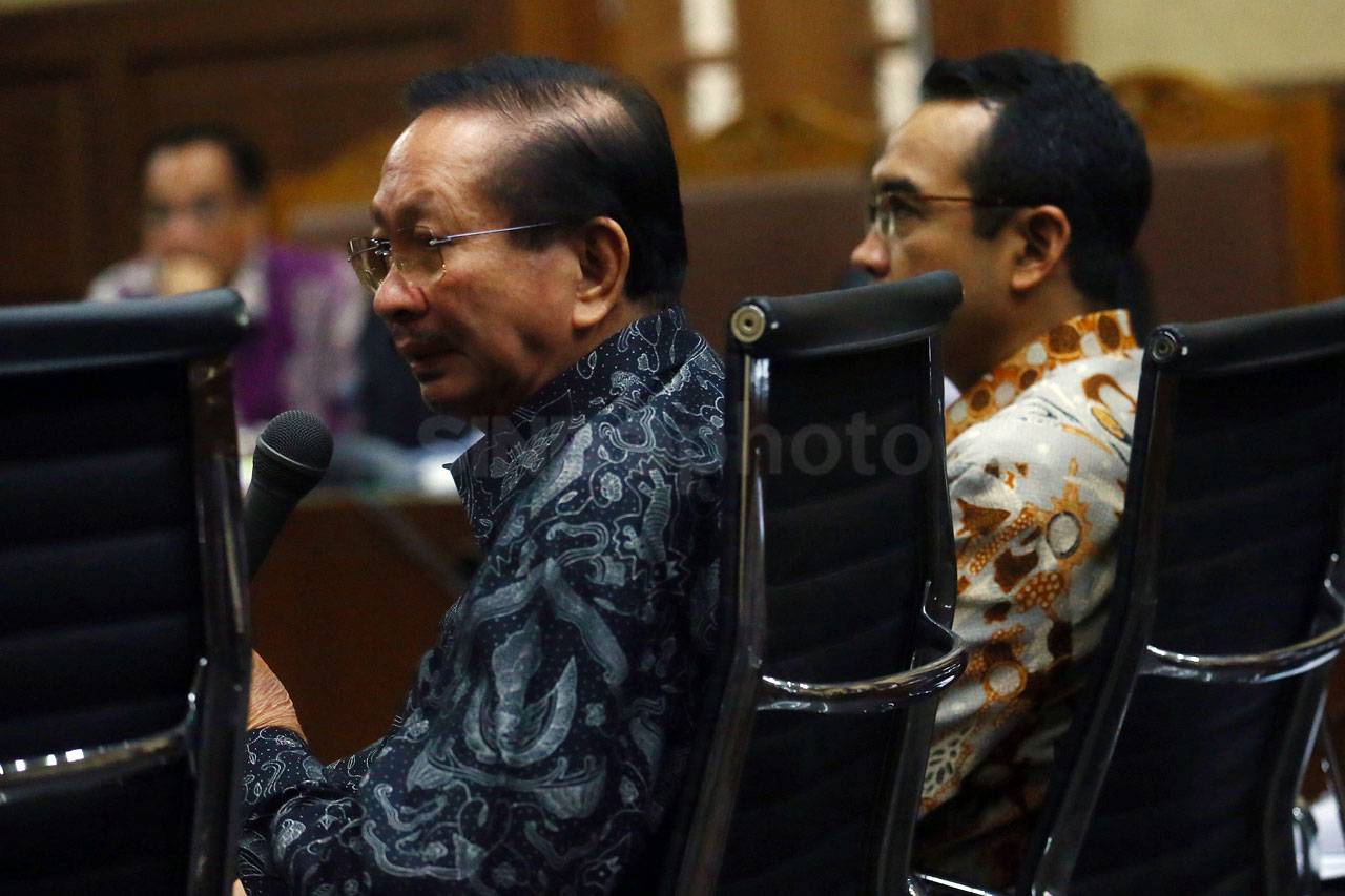 Anggota DPR Teguh Juwarno...