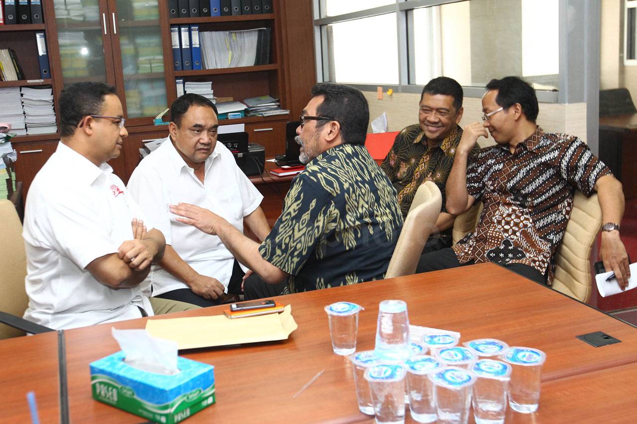 Pasangan Anies-Sandi...