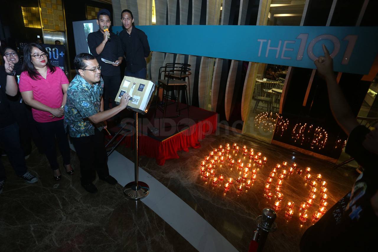 Aksi Earth Hour di Palembang