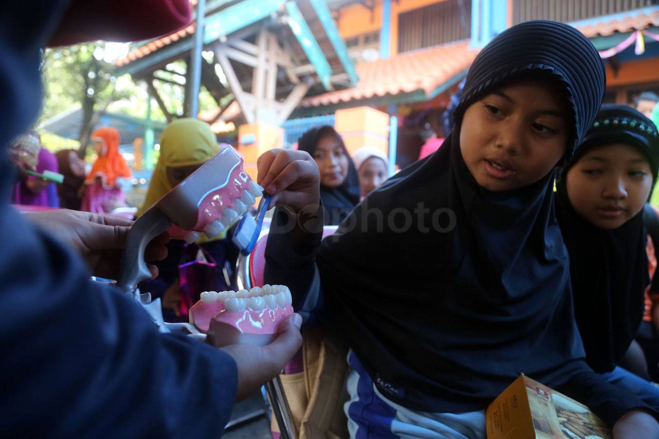 Ratusan Anak Yatim Ikuti...