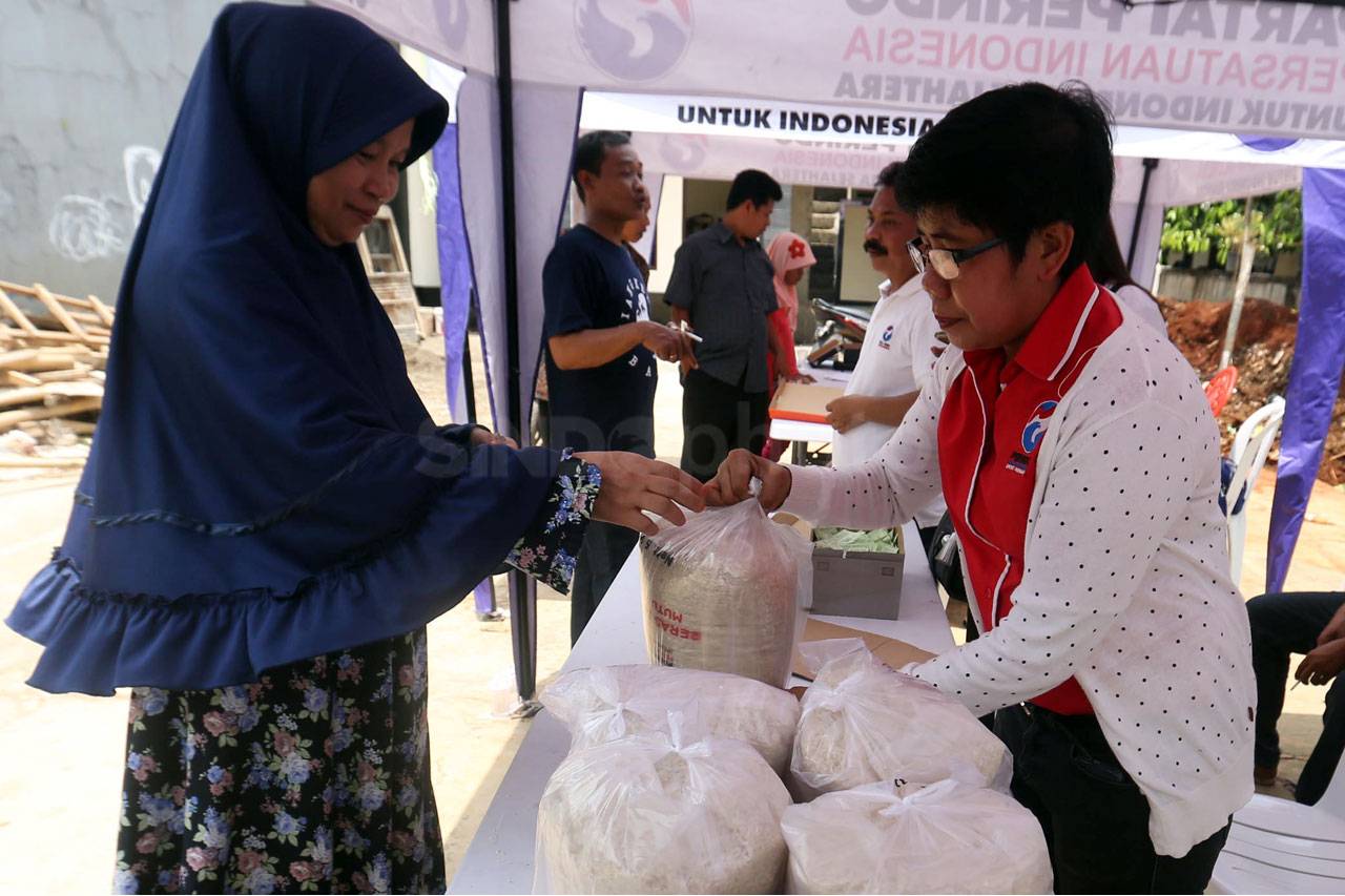 Peduli Masyarakat Bawah,...
