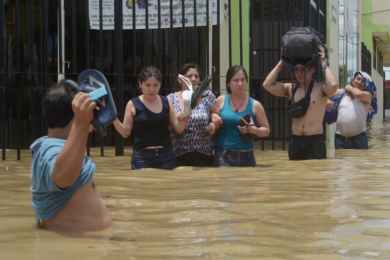 Banjir Peru, Puluhan...