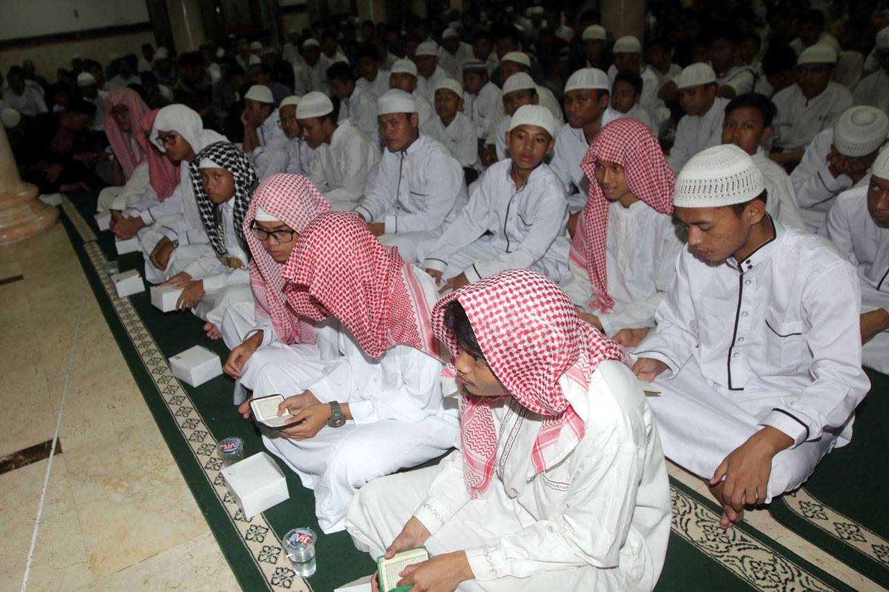 Djan Faridz Kunjungi...