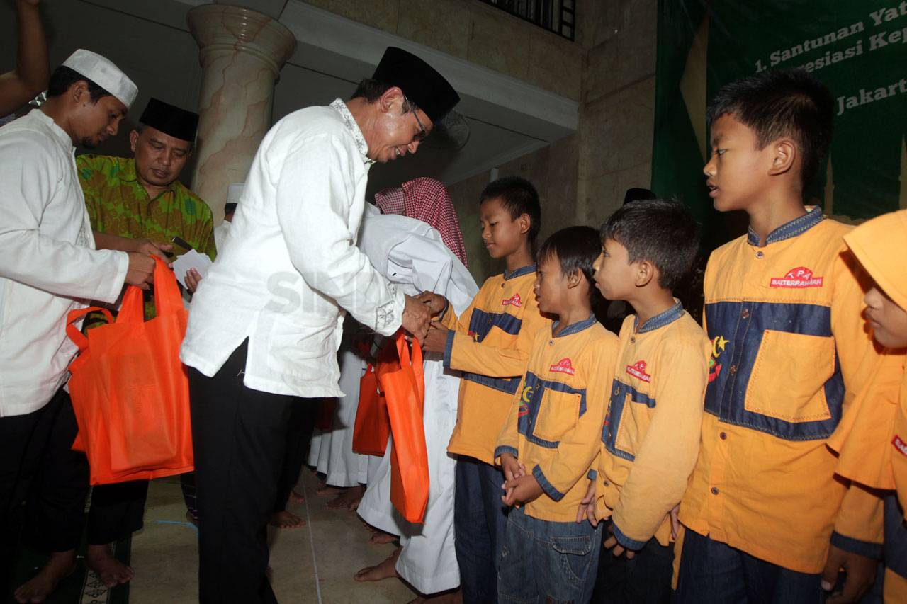 Djan Faridz Kunjungi...