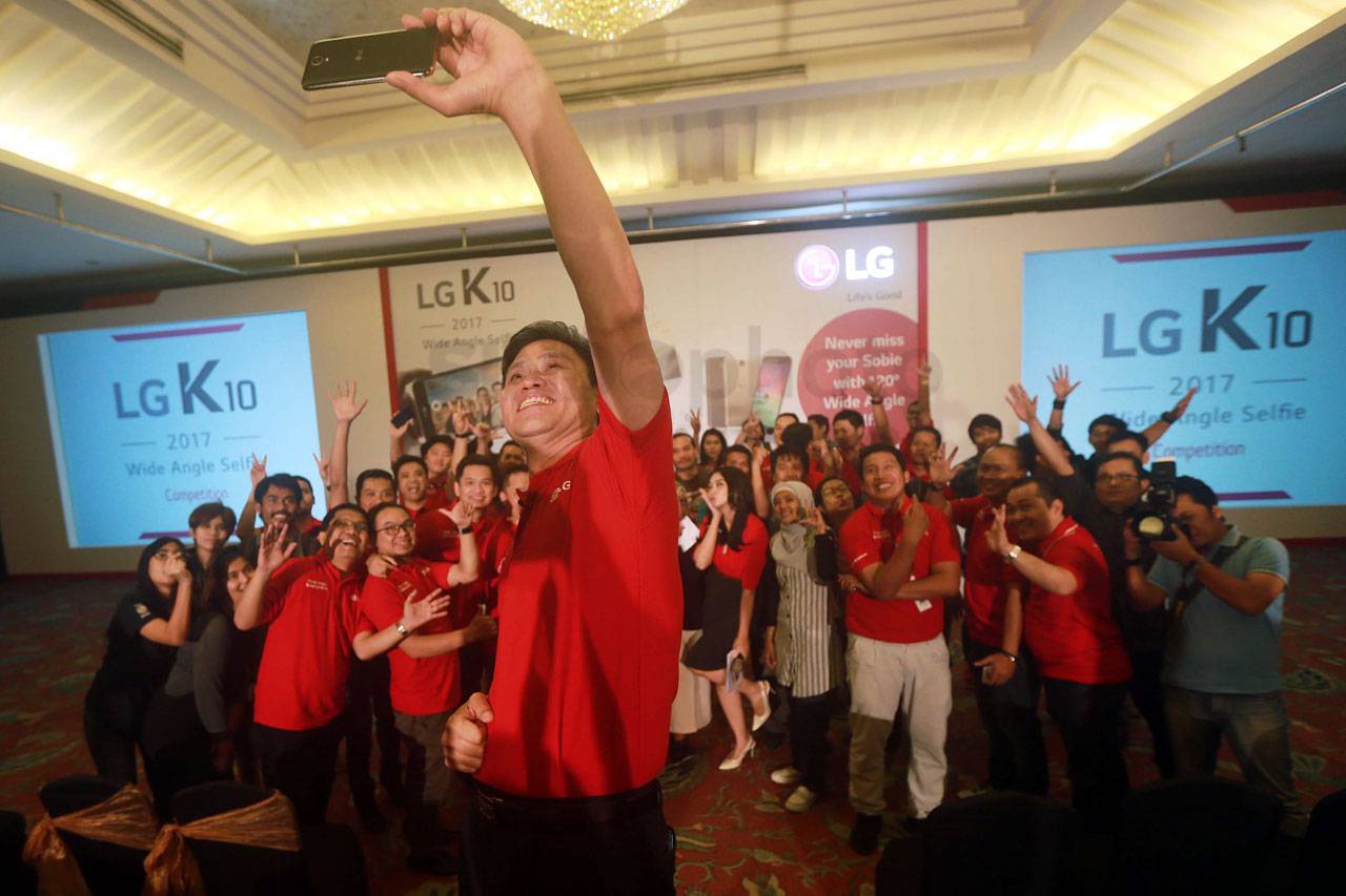 LG Luncurkan Smartphone...