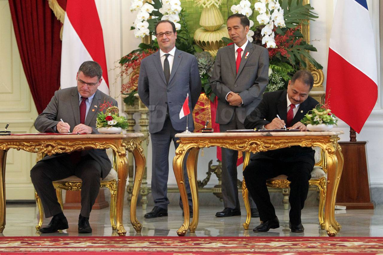 Presiden Jokowi Terima...