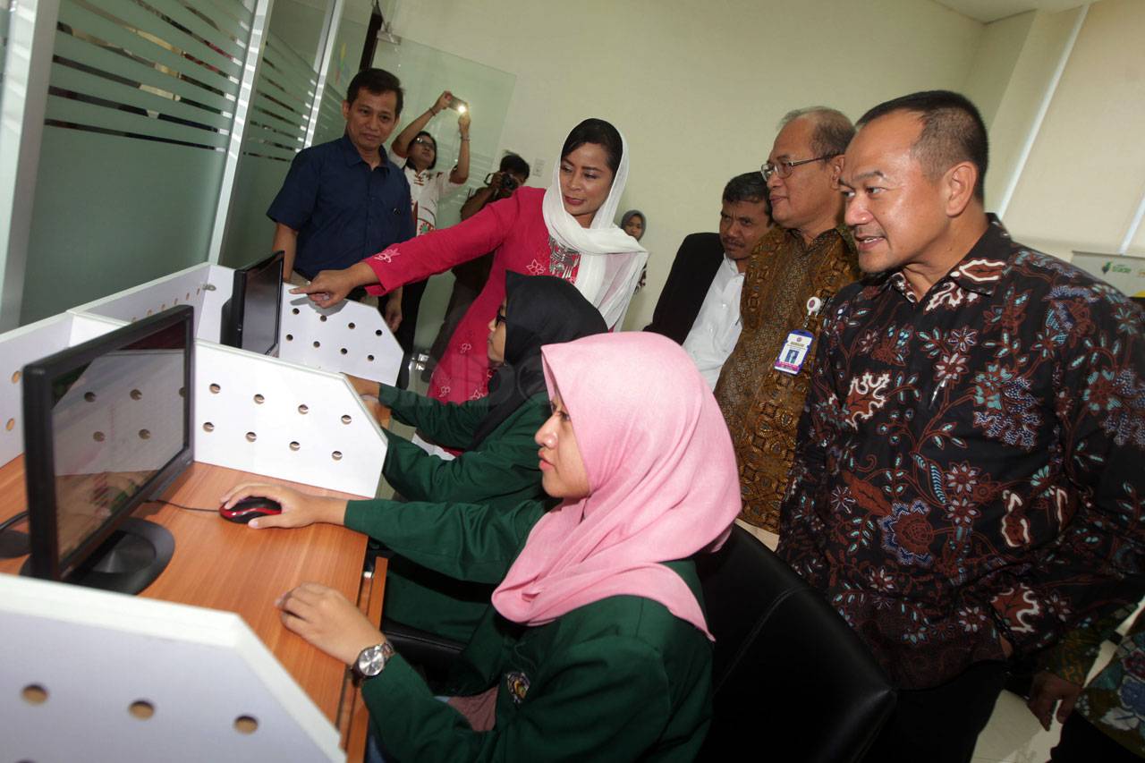 MNC Securities Buka...