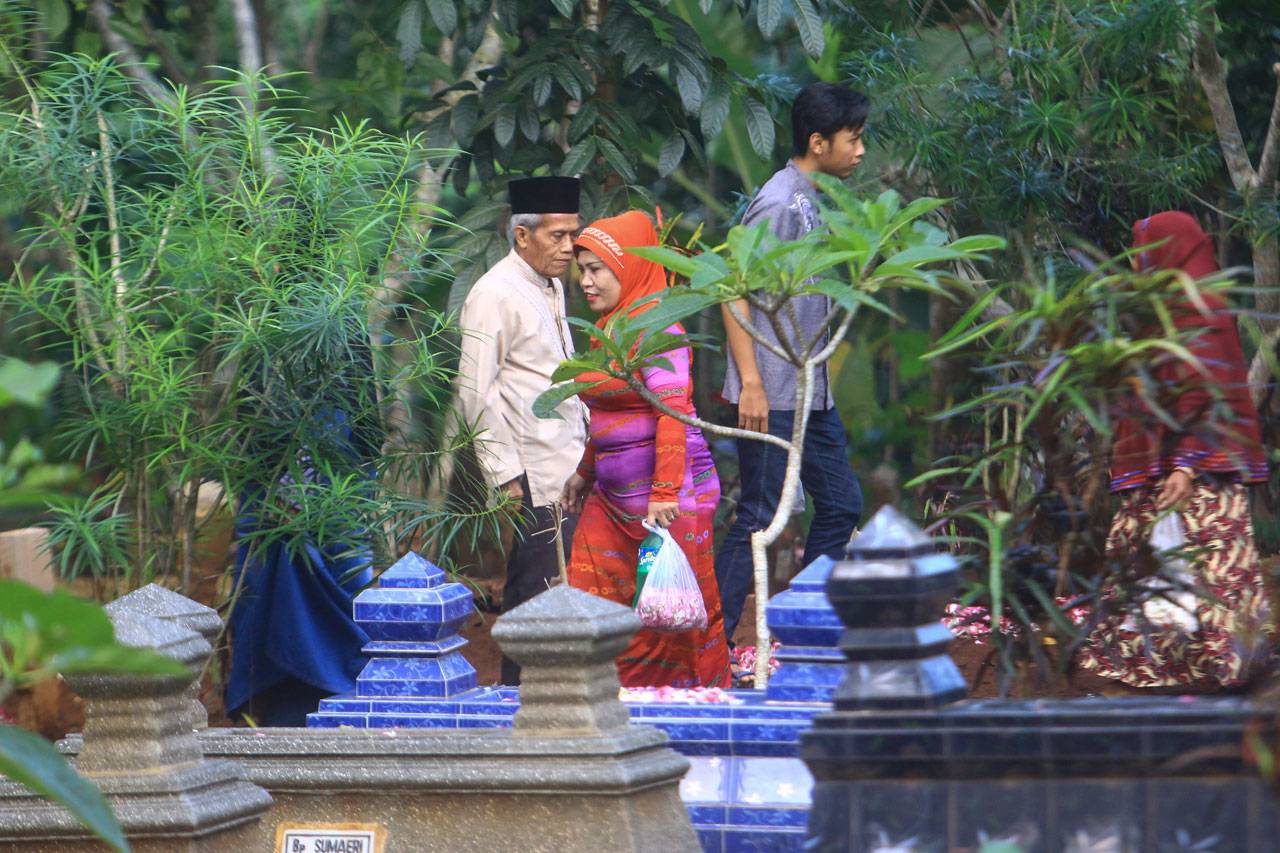 Warga Gunungpati Gelar...