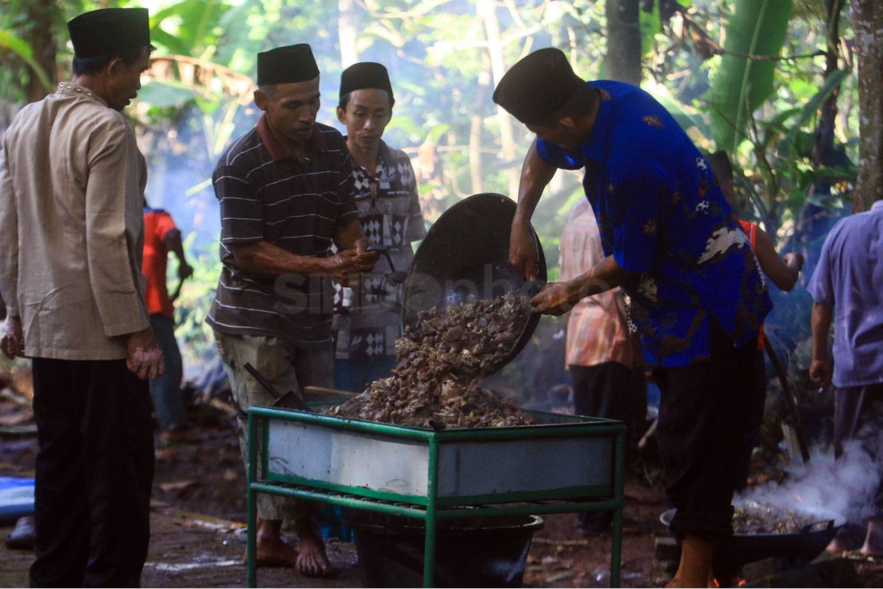 Warga Gunungpati Gelar...