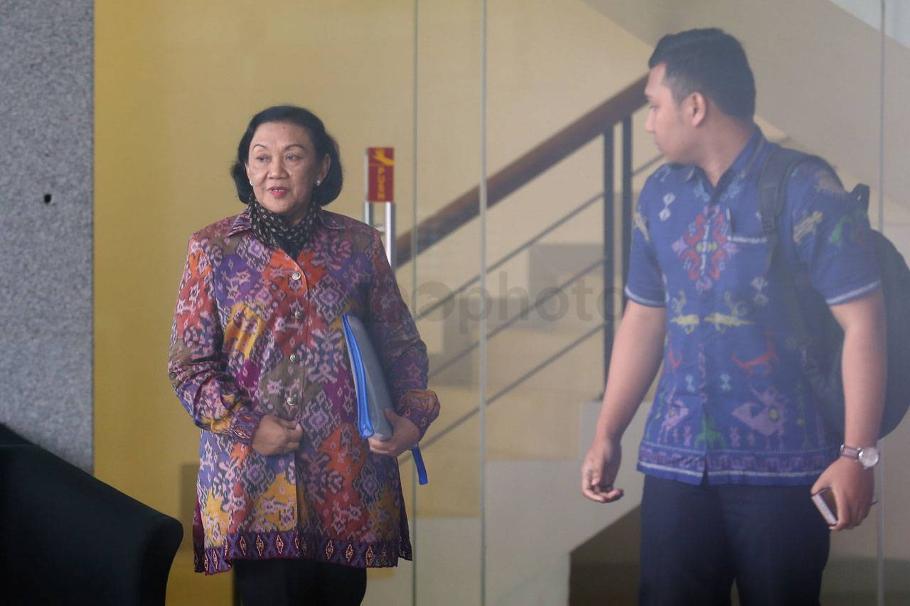 Kembangkan Kasus E-KTP,...