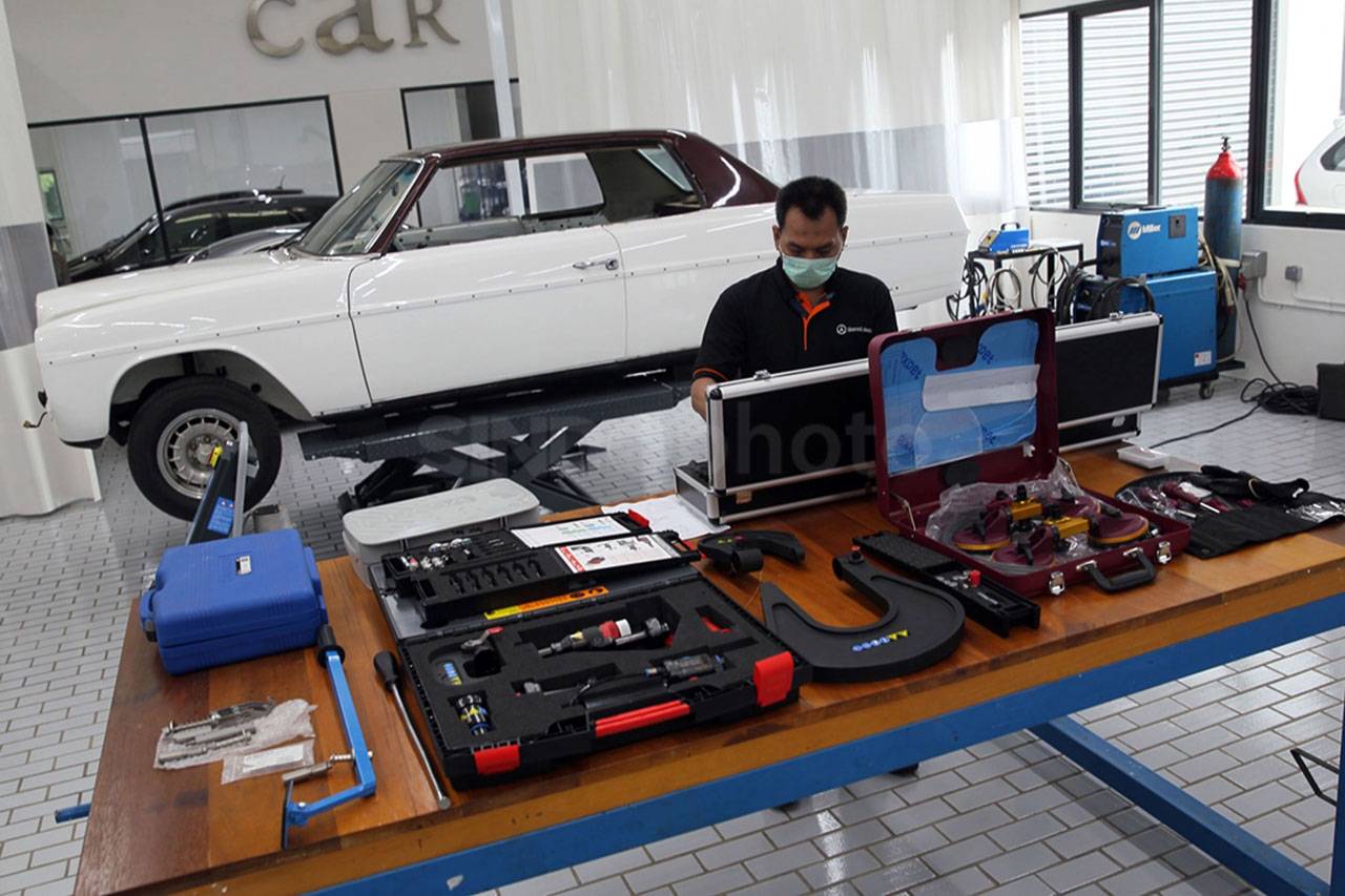 Mercedes Benz Resmikan...