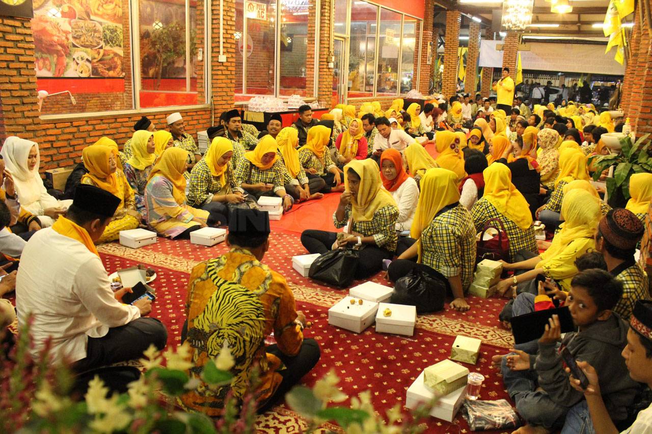 Partai Golkar Selenggarakan...