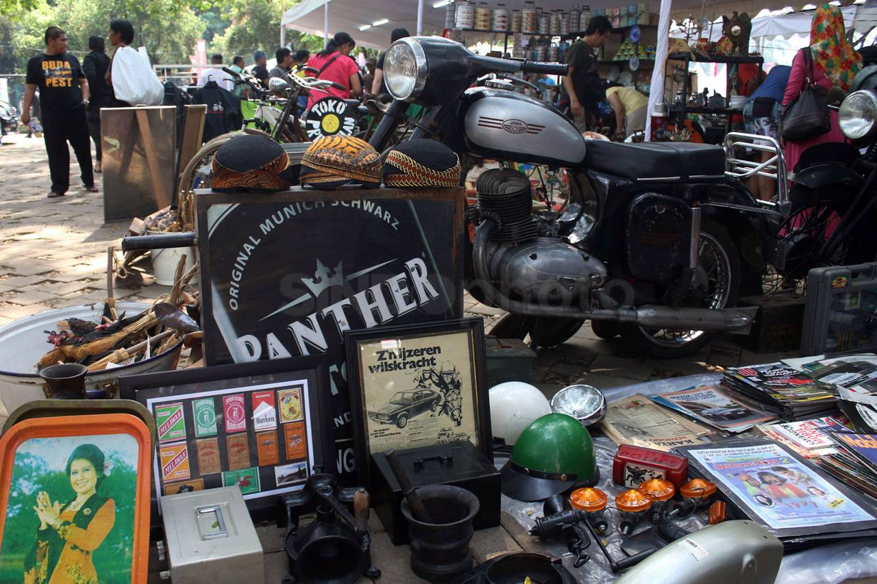 Tumplek Blek di Parkir...