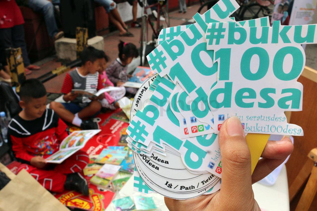Gerakan Buku untuk 100...