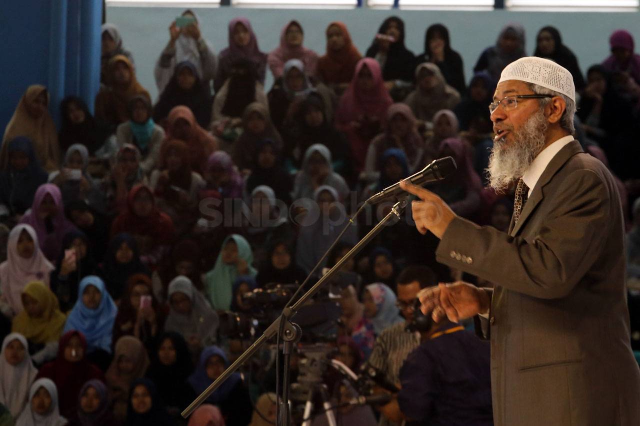 Ribuan Umat Muslim Ikuti...