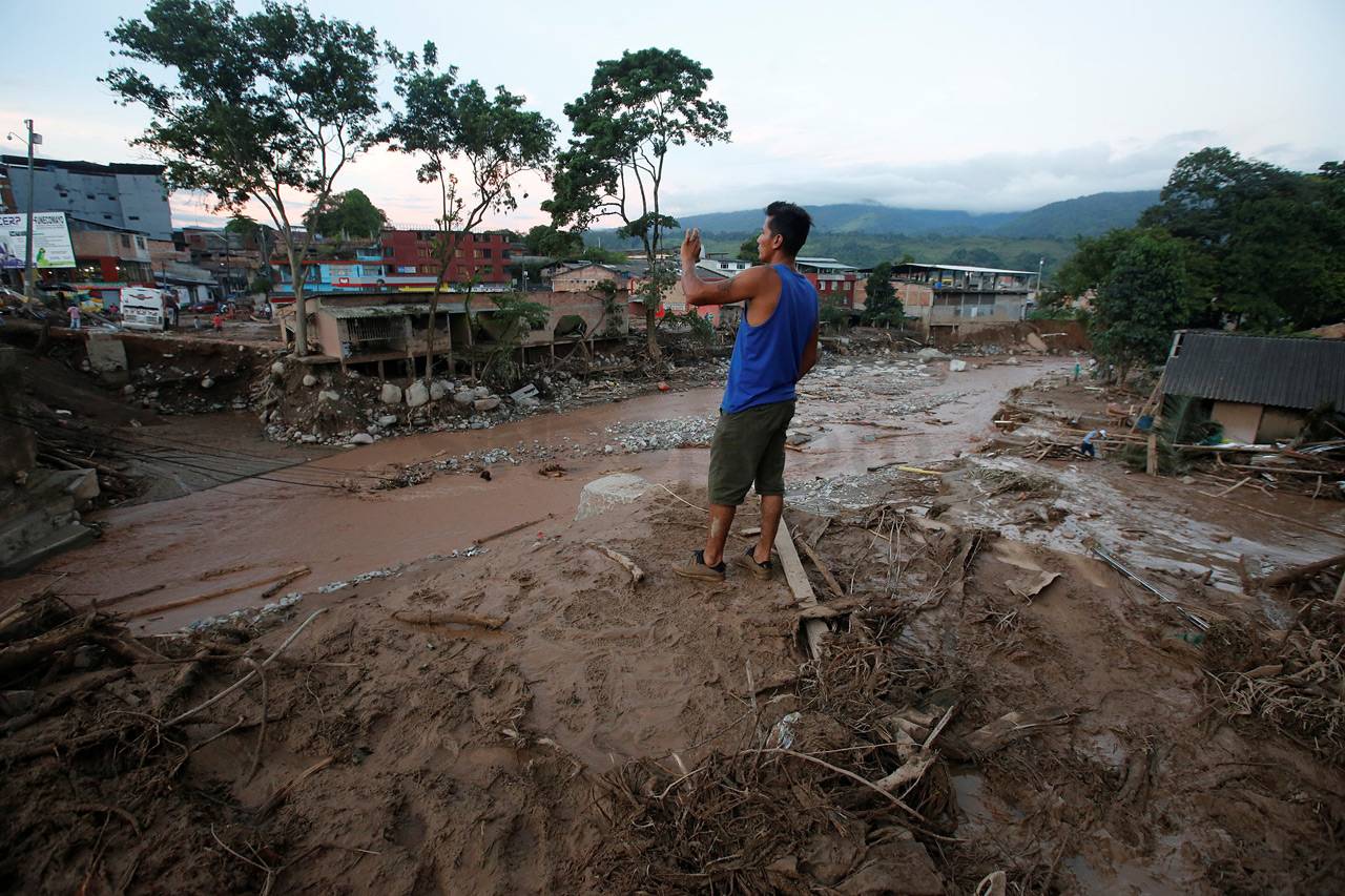 Banjir Bandang, Ratusan...