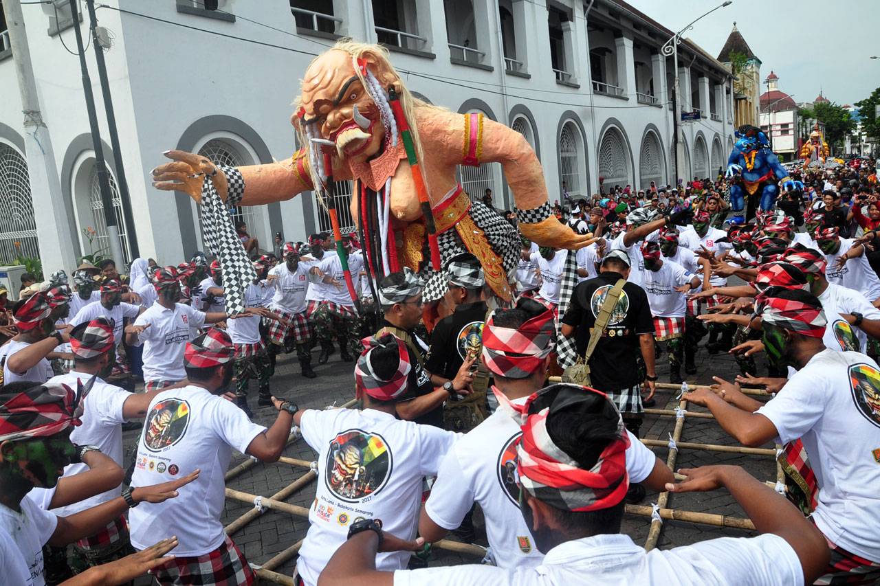 Karnaval Seni Budaya...