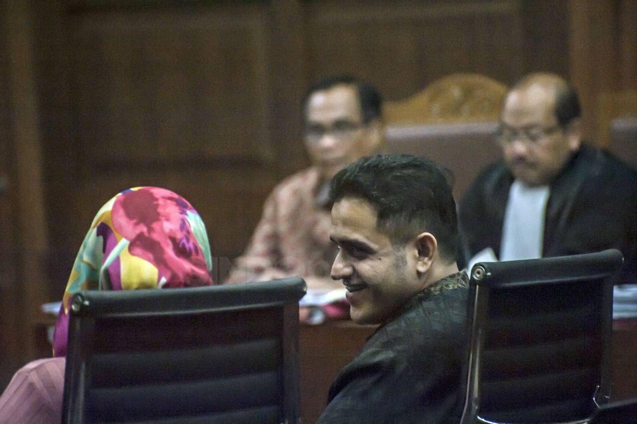 Jaksa Hadirkan Saksi...