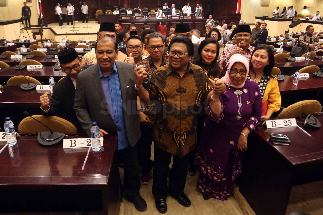 Oesman Sapta Terpilih...