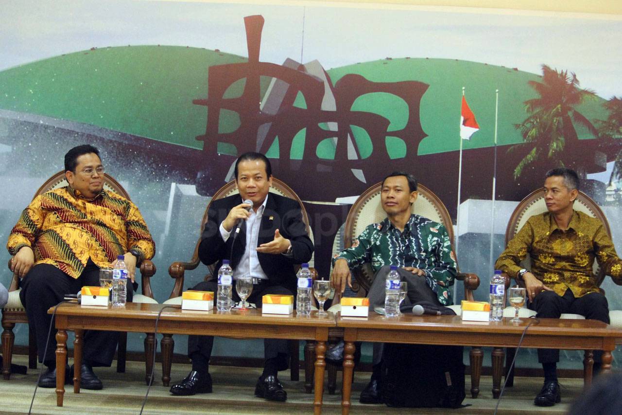 Diskusi Komisioner Baru...