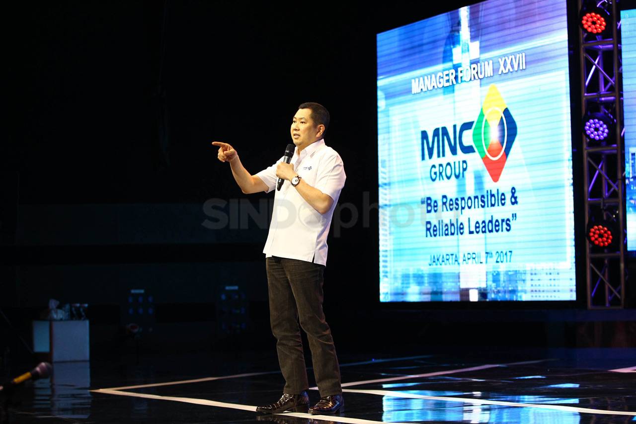 Anies-Sandi Hadiri Manager...