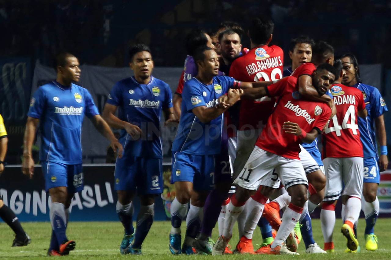 Persib Kalah dari Bali...