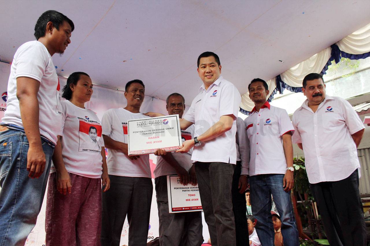 HT Kunjungi Bazar Beras...