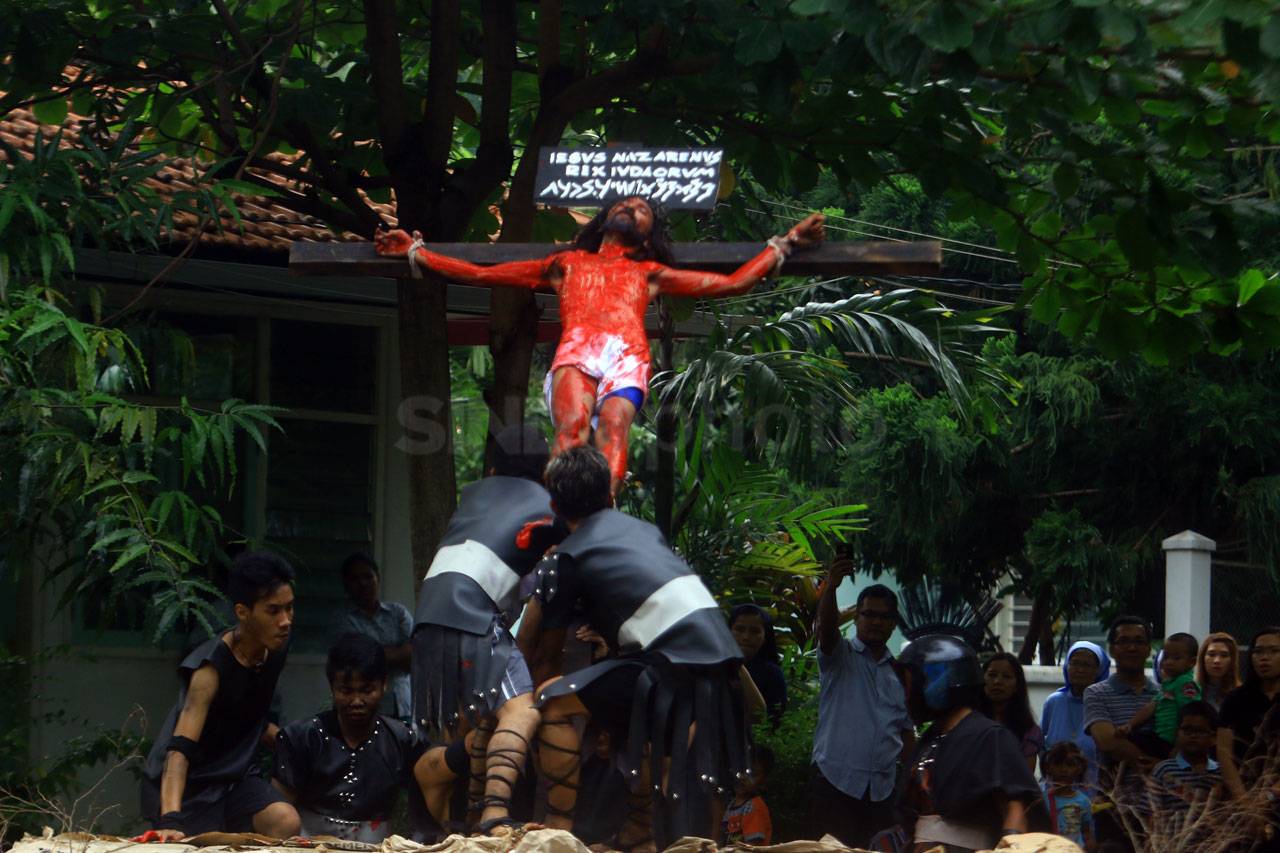 Prosesi Jalan Salib...