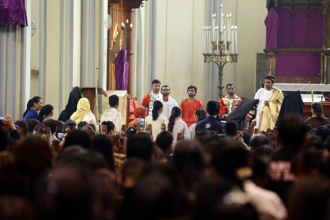 Jalan Salib Gereja Katedral...