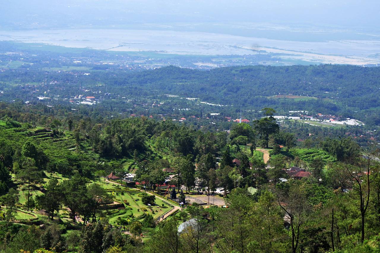 Wisata Akhir Pekan di...