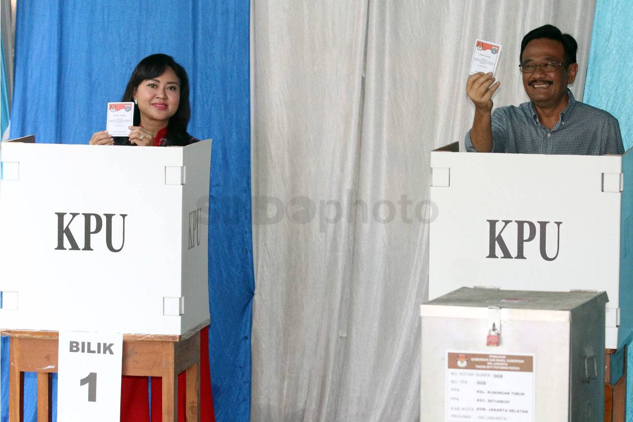 Djarot dan Istri Nyoblos...