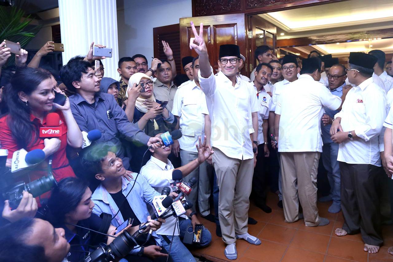 Anies-Sandi dan Pimpinan...