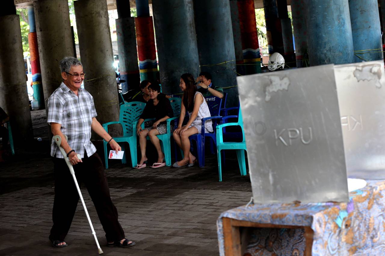 Antusias Warga di TPS...