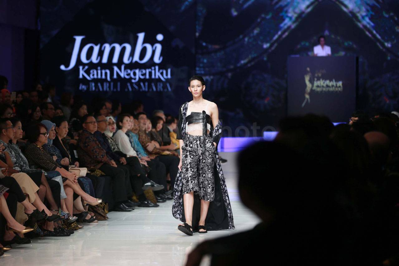 Jakarta Fashion & Food...