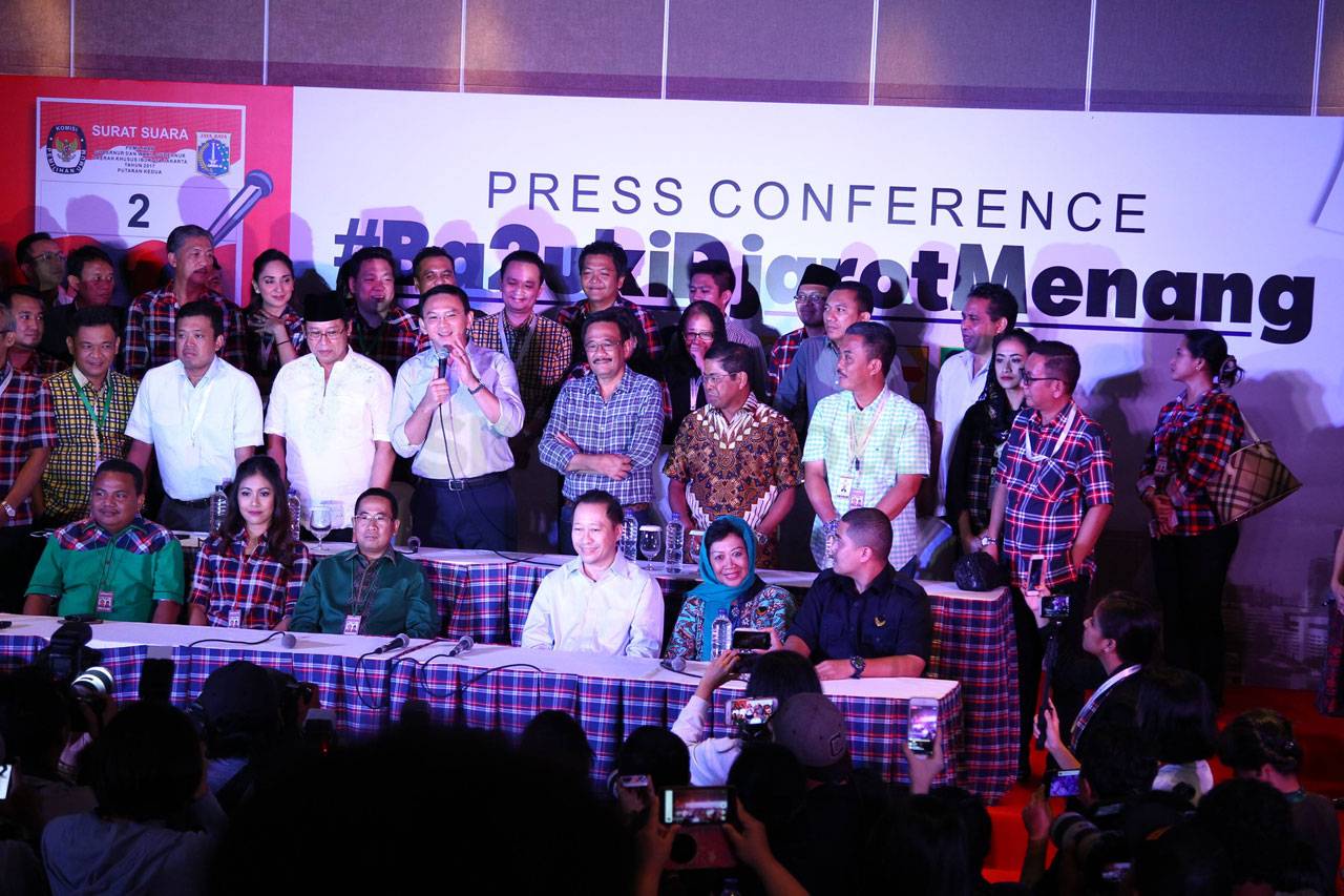 Ahok-Djarot Sampaikan...