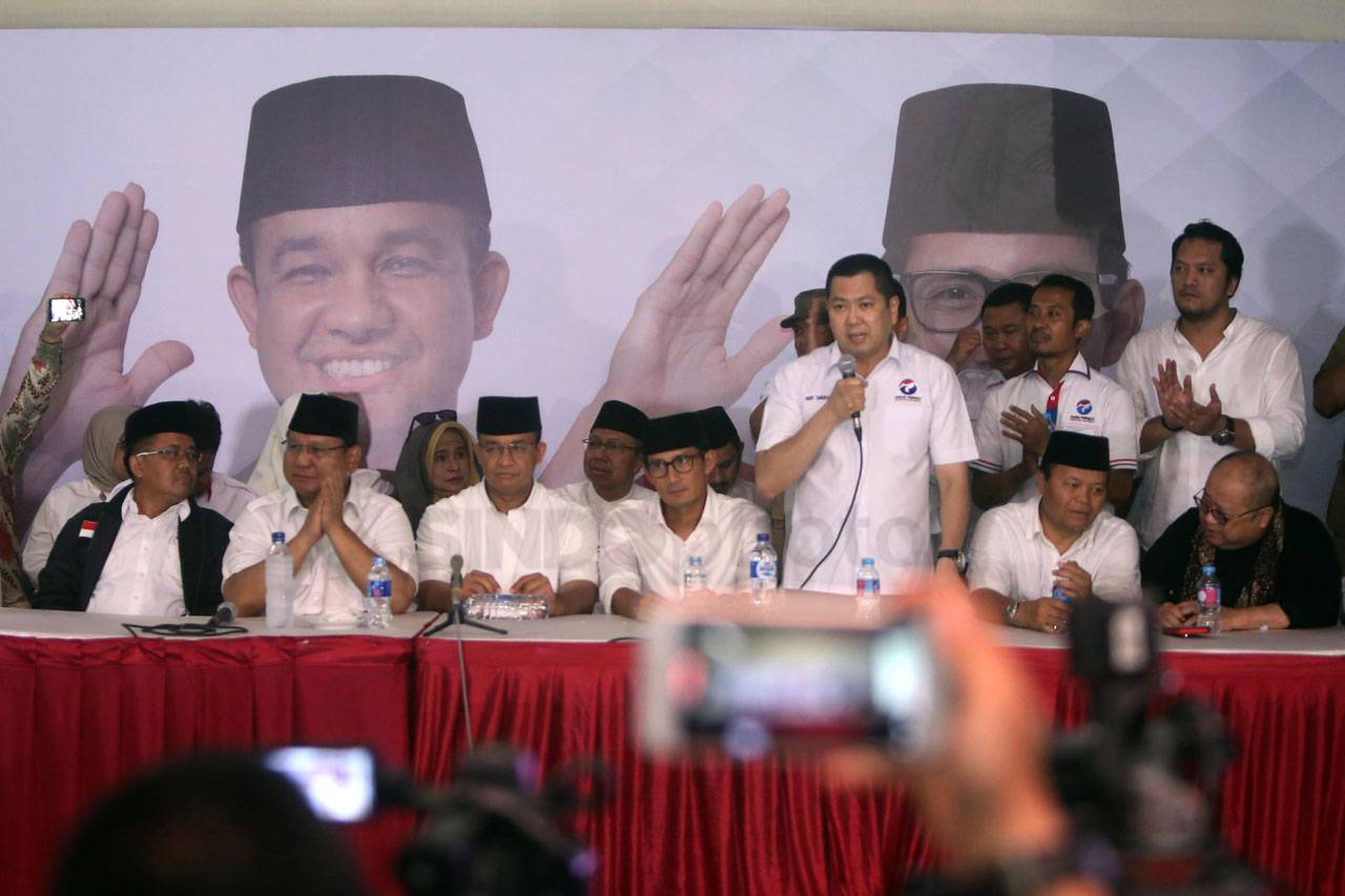 Pasangan Anies-Sandi...