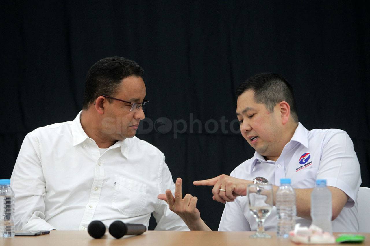 Partai Perindo Gelar...
